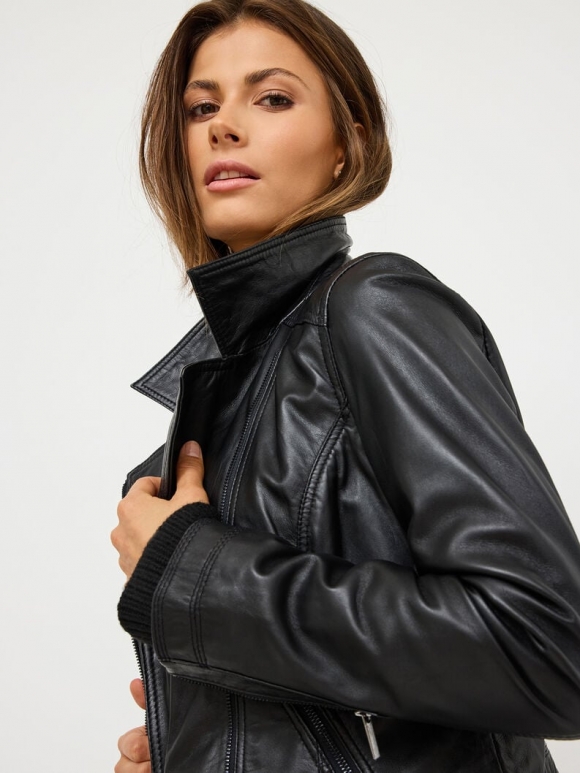 Tamaris Lederjacke - Schwarz Tamaris Lederjacke - Schwarz
